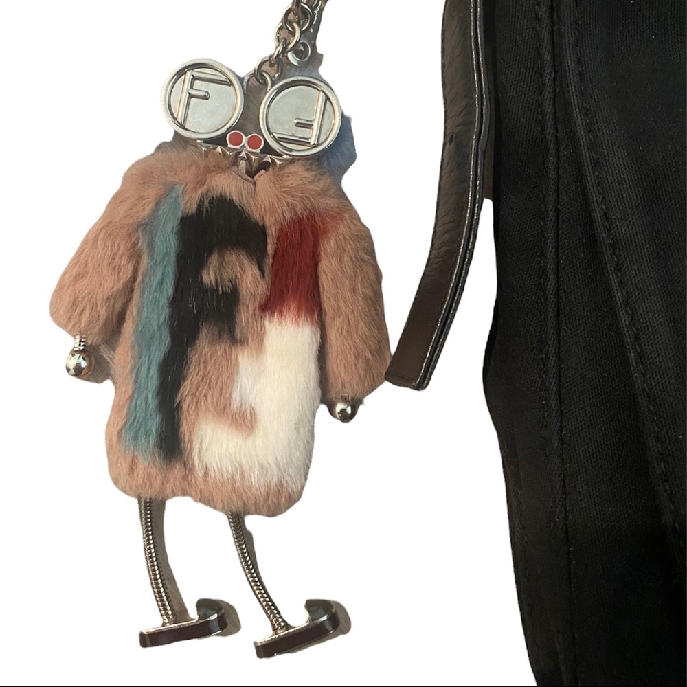 Fendi Baguette with Fendi Keychain - Picture 2 of 5